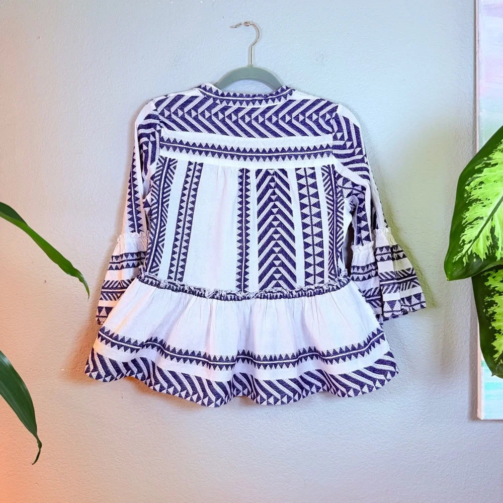 Jun & Ivy Cotton Mediterranean Blue White Notch V Neck Ruffle Hem Bohemian Top M - Picture 5 of 9